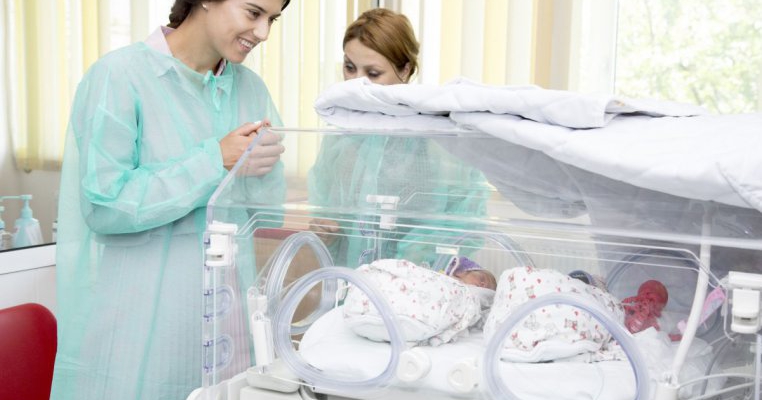 Sorana Cîrstea se alătură campaniei Salvați Copiii de combatere a mortalității infantile