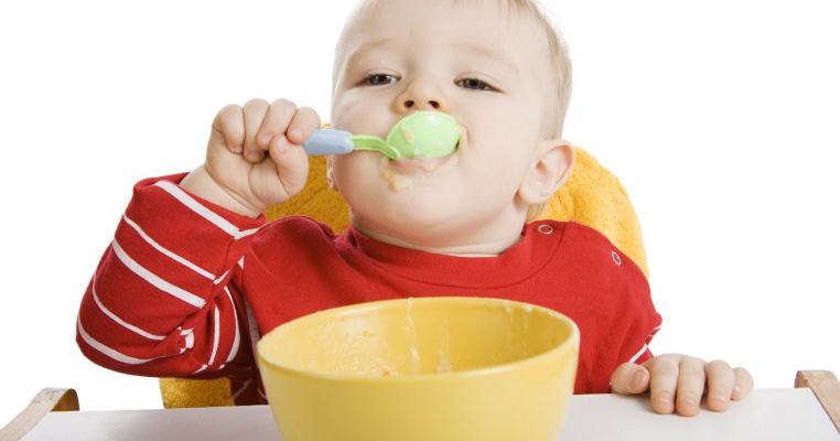 Diversificarea alimentatiei: 5 Trucuri pentru un bebe fara mofturi