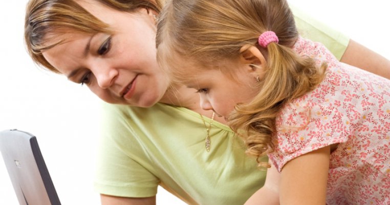 Studiu Qbebe: 5 reguli de educatie eficiente incercate de parinti