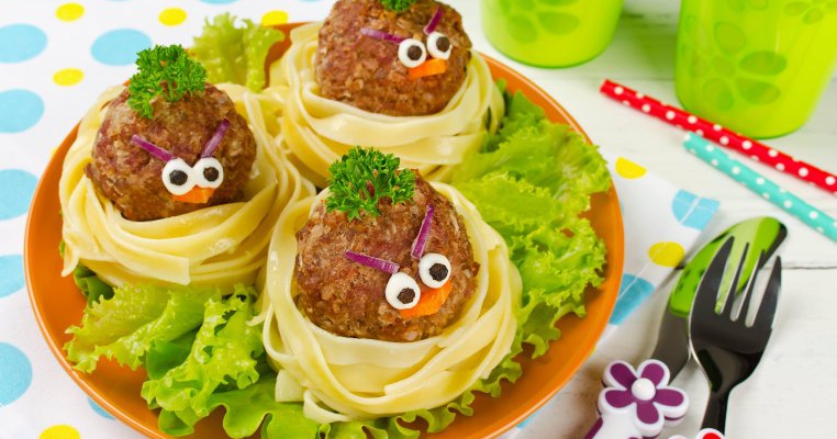 Tabel pe vârste: ce carne este adecvată pentru copilul tău