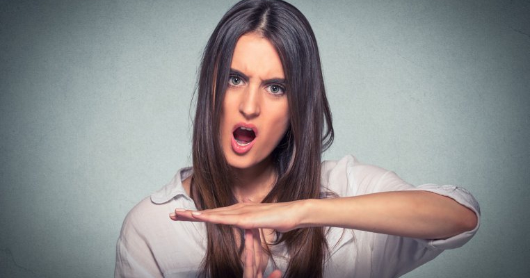 10 intrebări pe care să nu i le pui niciodată unei mame