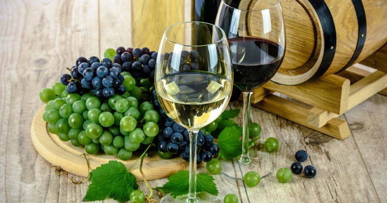 STUDIU NOU! Ce se intampla daca bei vin rosu in fiecare seara