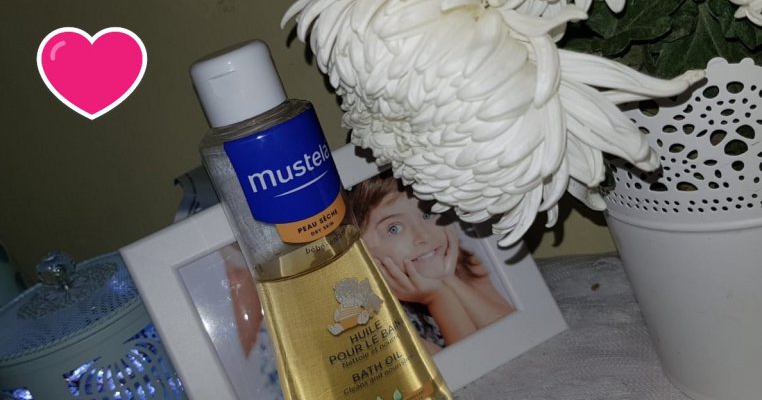 Testăm și recomandăm: cu uleiul de baie Mustela să ne spălăm