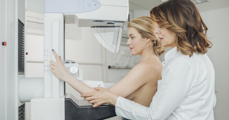 30 000  de femei vor beneficia de screening pentru cancer de sân în 2019, anunță Ministerul Sănătății