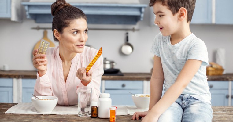 Ghid pe vârste: câtă vitamina D trebuie să iei, tu sau copilul