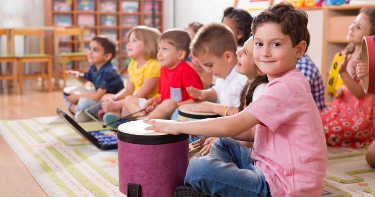 Abilitățile sociale ale copilului la grădiniță sunt mai importante decât studiile academice