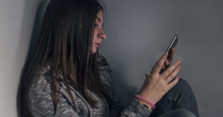 O nouă provocare pe internet încurajează copiii să dispară pentru 2 zile
