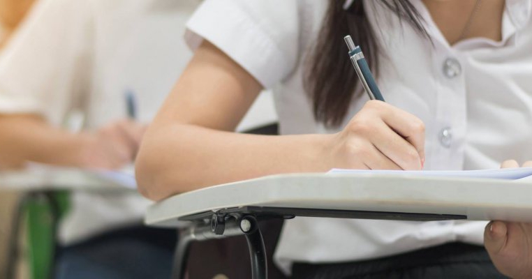 Protest la simularea de la BAC: copiii au preferat să ia nota 1 pentru a transmite mesajul lor