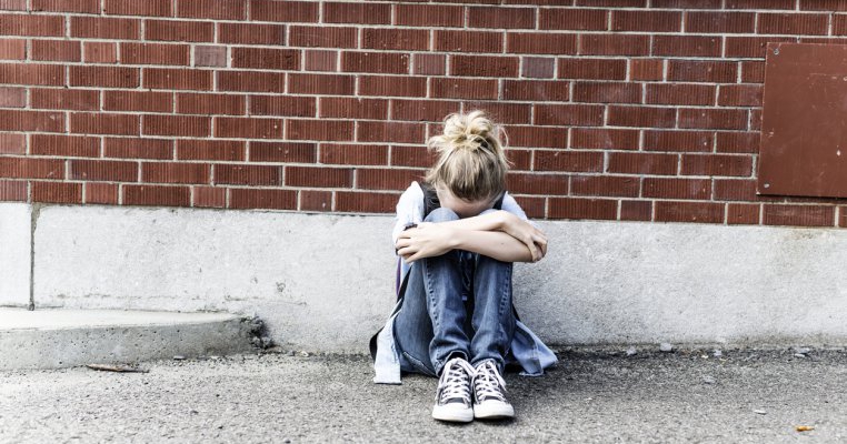 O boală psihică se transformă în epidemie în rândul adolescenților de peste 12 ani