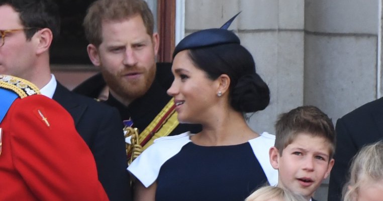 Video: momentul când prințul Harry o mustră pe Meghan în public