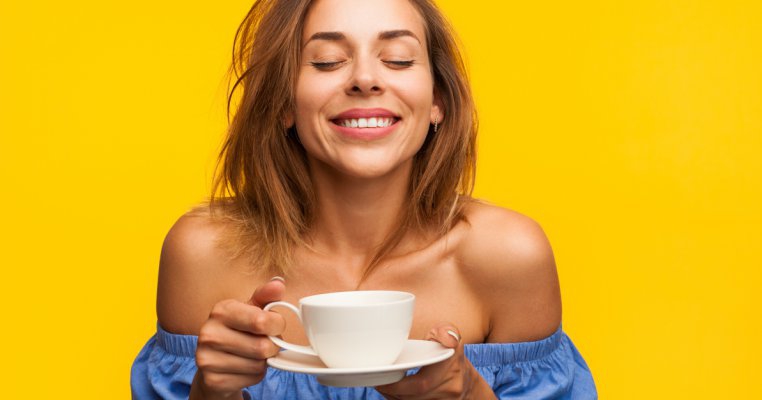 Persoanele care beau cafea sunt mai inteligente și mai fericite