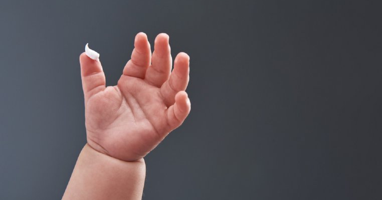 Adio piele sensibilă la bebeluș! Soluția mămicilor moderne