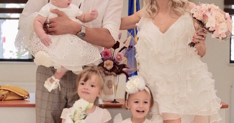 Andreea Bălan și-a ales nașii de nuntă: "De ce nu? Ne înțelegem. Au fost lângă mine, de la început."