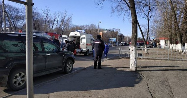 Ultima oră! Atac armat la un colegiu! Un elev și-a împușcat colegii pentru că profesorul l-a dat afară din clasă