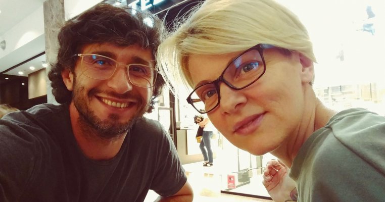 Imaginea bucuriei! Dragoș Bucur și Dana Nălbaru, felicitați pentru al patrulea copil