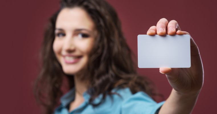 Cartea de identitate va deveni obligatorie de la 12 ani