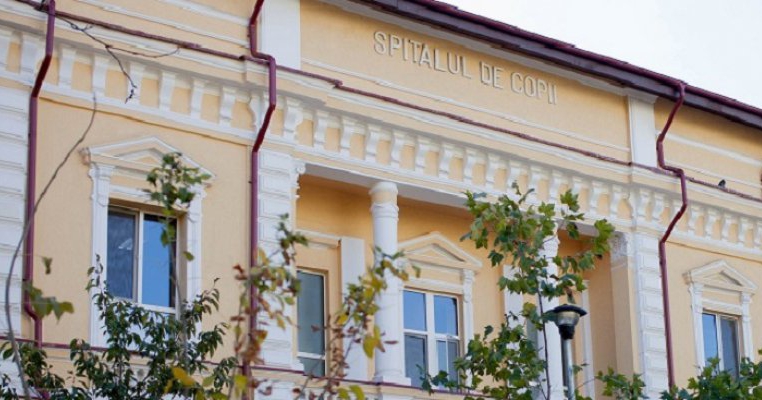 Scandal la spitalul Grigore Alexandrescu, după ce un paznic a amenințat cu spray lacrimogen părinții unui pacient
