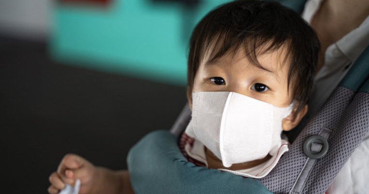 Ce a dezvăluit un studiu al chinezilor pe copiii bolnavi de Covid-19