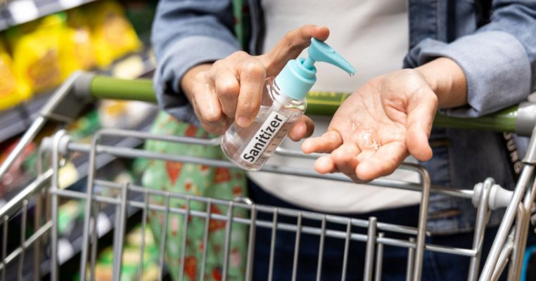 Este necesar și eficient să dezinfectăm cumpărăturile ca să prevenim coronavirusul?