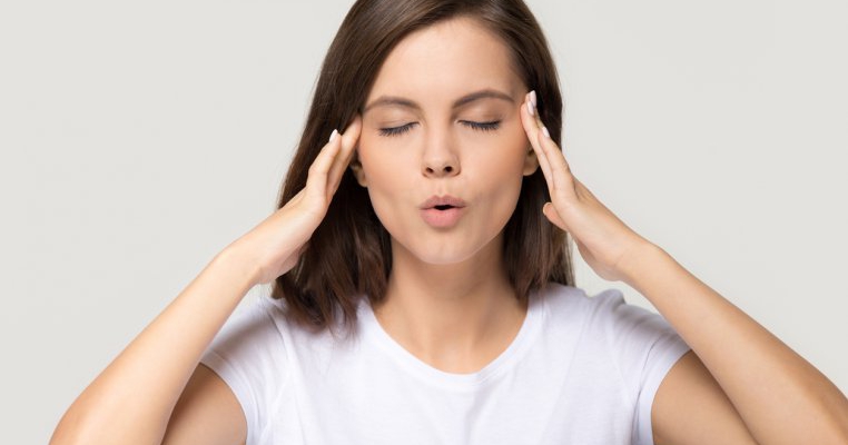 Cum să depășim stările de anxietate din această perioadă nesigură? Descoperă ajutorul părinților responsabili