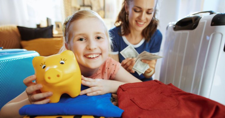 Bugetul pentru vacanță: sfaturi de la profesorul de educație financiară