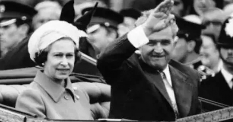 Secrete amuzante din istorie: Regina Elisabeta s-a ascuns de Ceaușescu într-un tufiș când acesta se afla în vizită la Palatul Buckingham