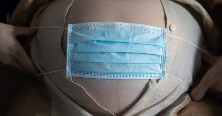 Gravidele trebuie să fie primele pe lista vaccinarii anti-Covid, spun experții
