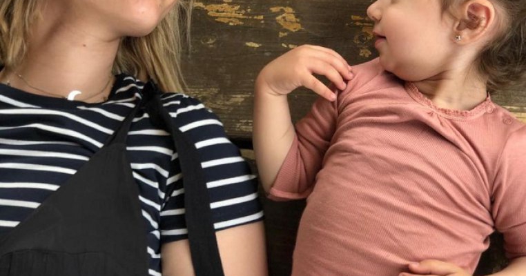 Ce mare a crescut fetița lui Feli. Imagine rară cu micuța și mama ei