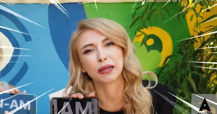 Andreea Bălan indignată: ”Trăim în țara în care dacă ești fericită după un divorț ți se dă în cap”