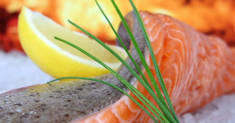 Omega 3, acizii grași esențiali în alimentația copilului tău