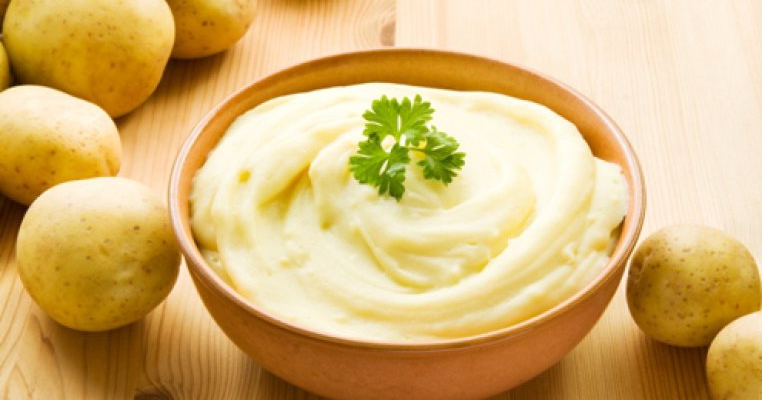 Piure de cartofi cu lapte batut