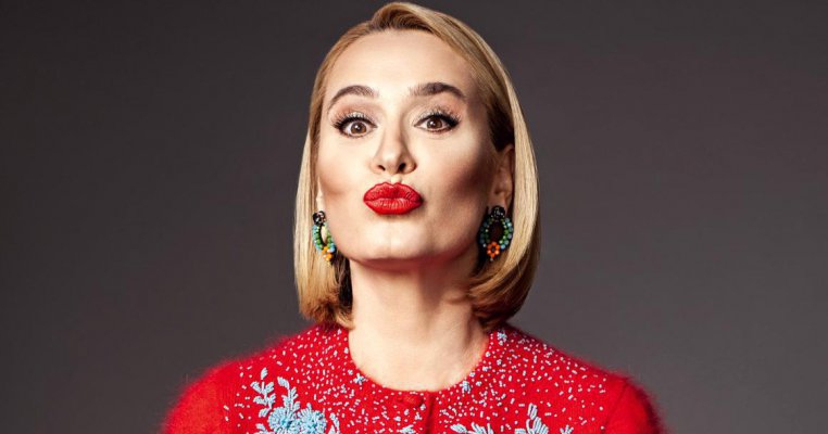 Andreea Esca a dat în mintea copiilor! Uite cu ce s-a îmbrăcat de și-a șocat fanii!