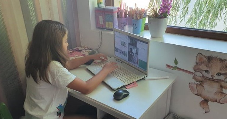 Copilul meu a participat la un curs de Roblox! Sau cum transformi pasiunea copilului în abilități care să îi ajute viitorul
