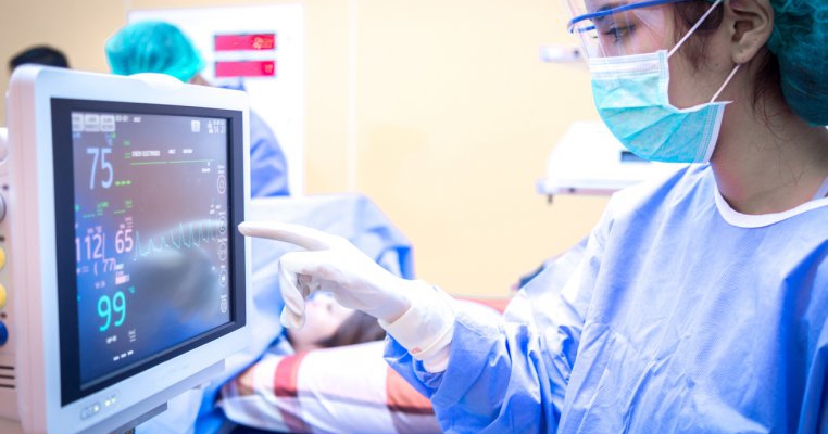 Primul copil din România care a ajuns la terapie intensivă, din cauza infectării cu COVID-19