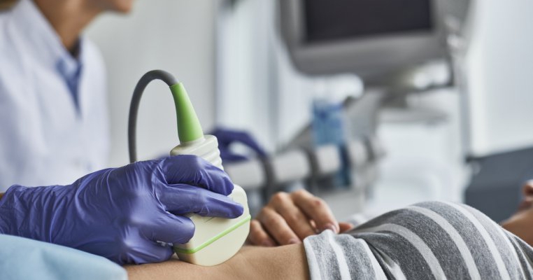 Sfatul medicului: prima vizită la ginecolog în sarcină