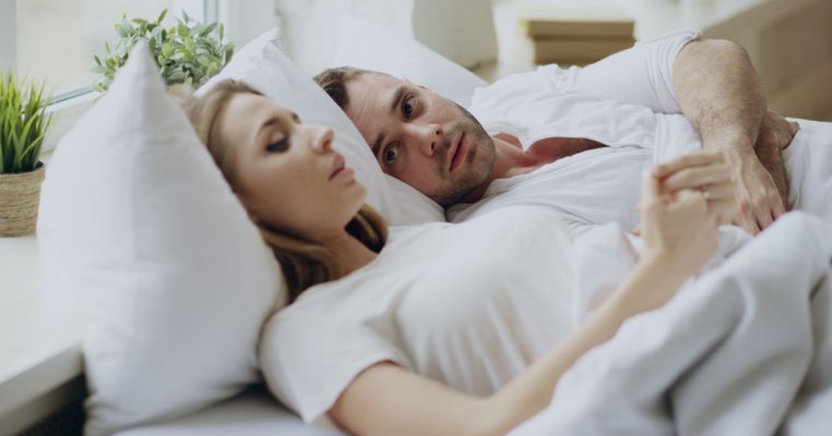 Știința explică de ce libidoul mamelor care au născut este la pământ
