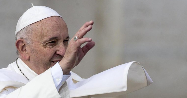 Papa Francisc s-a rugat pentru victimele de la spitalul din Piatra Neamț. Ce mesaj a transmis suveranul Pontif