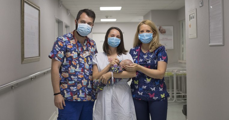 Bebelus prematur, salvat cu ajutorul unei terapii inovatoare cu celule stem