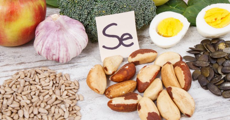 Top 10 alimente bogate în seleniu pe care trebuie să începi să le consumi