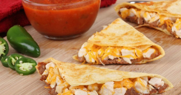 Quesadilla cu pui