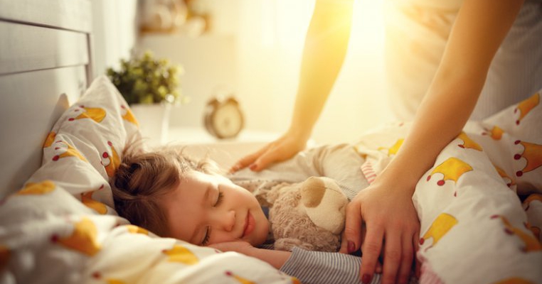Începerea cursurilor la 8 dimineața nu este benefică pentru elevi. Iată la ce oră se recomandă începerea școlii