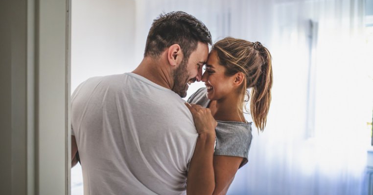 O ador pe mama copiilor mei, dar mi-e dor de soția mea