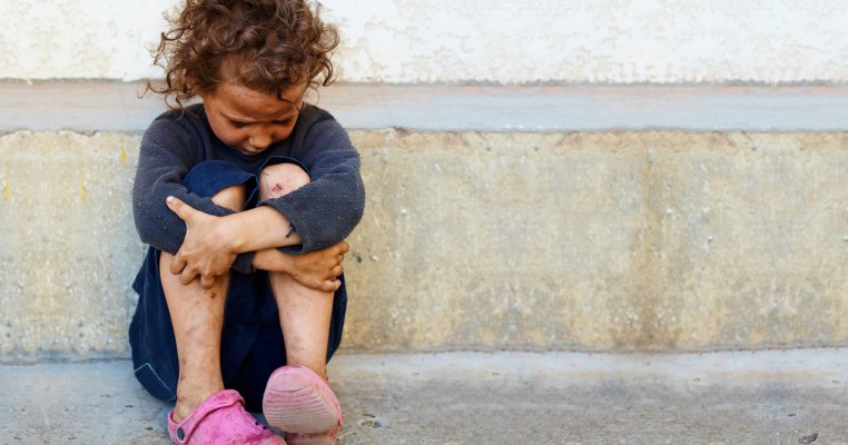 Copiii invizibili! Peste 2500 de minori fără CNP găsiți în România numai în ultima lună. Fără identitate, fără acces la educație