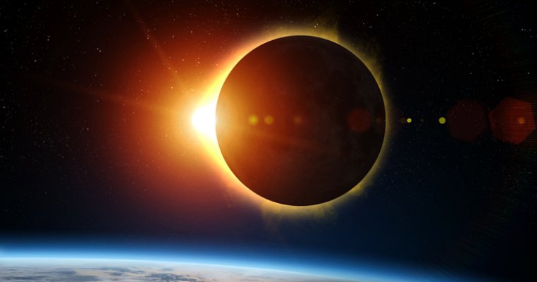 Începe eclipsa de Soare! Iată cum o poți vedea și ce să îl înveți pe copilul tău