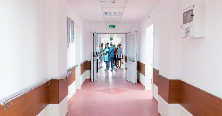 Acuzații grave la un spital din Romania. Asistentele și medicii miros a alcool și tutun