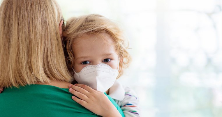 Cifre alarmante! Studiile arată că anticorpii copiilor scad după patru luni de la infectarea cu noul coronavirus
