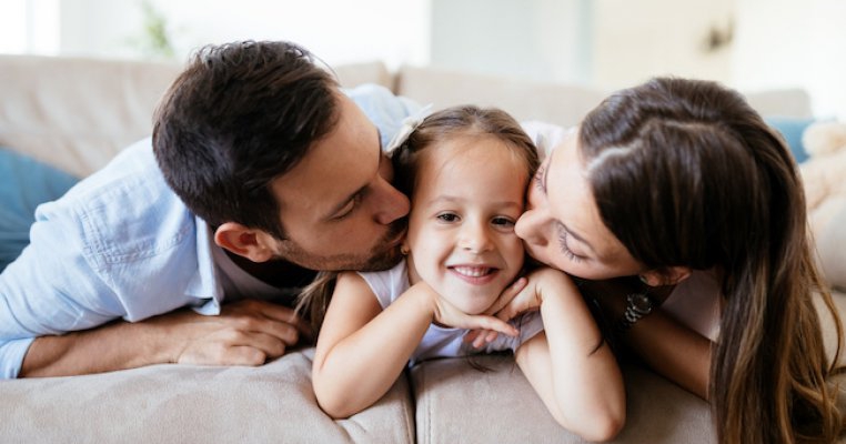 Ce este parentingul și ce tipuri de parenting există?