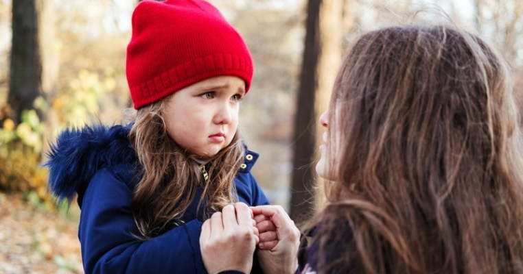 De ce este important să îi ceri iertare copilului tău