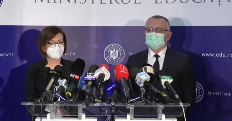 ULTIMA ORĂ! Cum încep copiii școala. Noi reguli de la minister