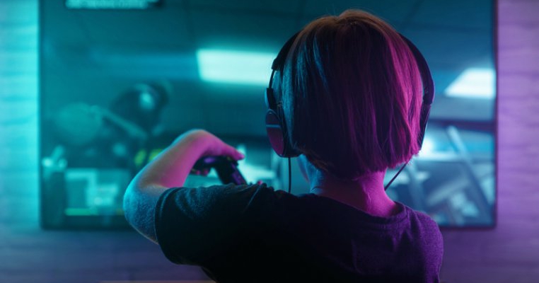 Lege: copiii vor avea voie să se joace jocuri online numai 3 ore pe săptămâna în China
